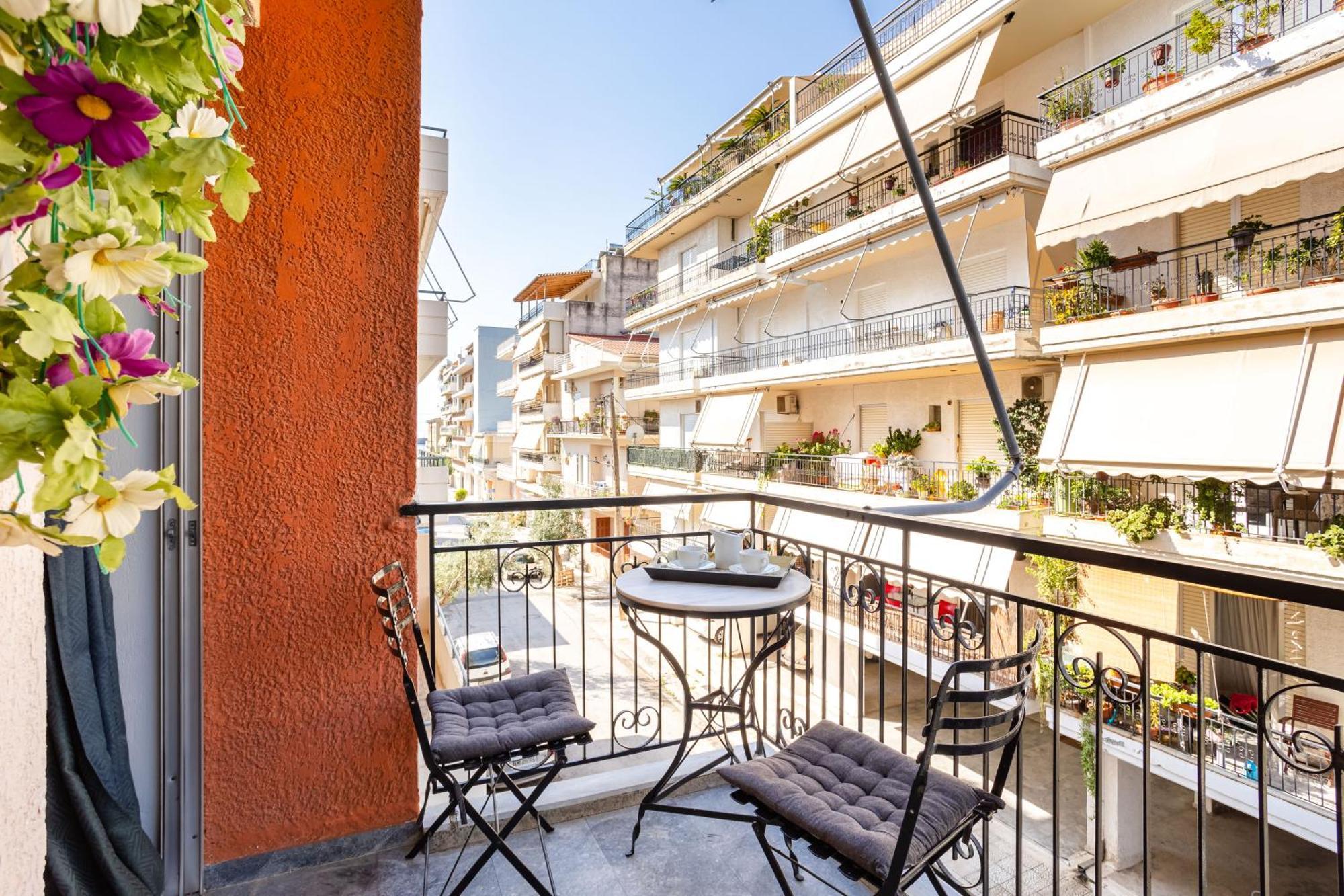 Vicky'S Cozy Nest, Your Home By The Sea Kalamata Exterior foto